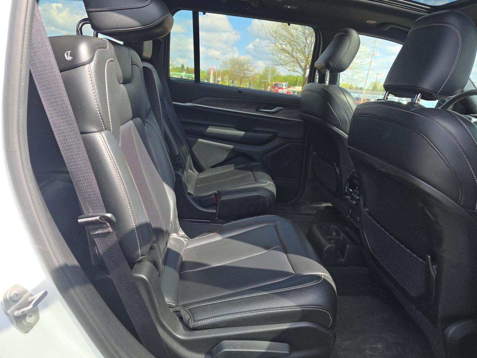 2024 Jeep Grand Cherokee L Limited AWD