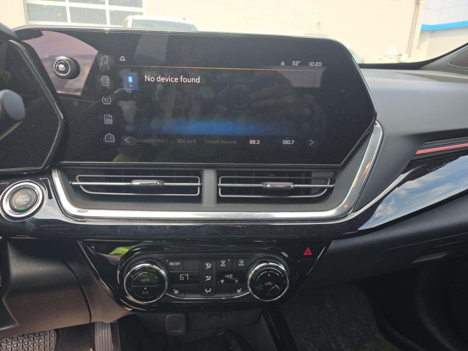 CHEVROLET TRAX - 10