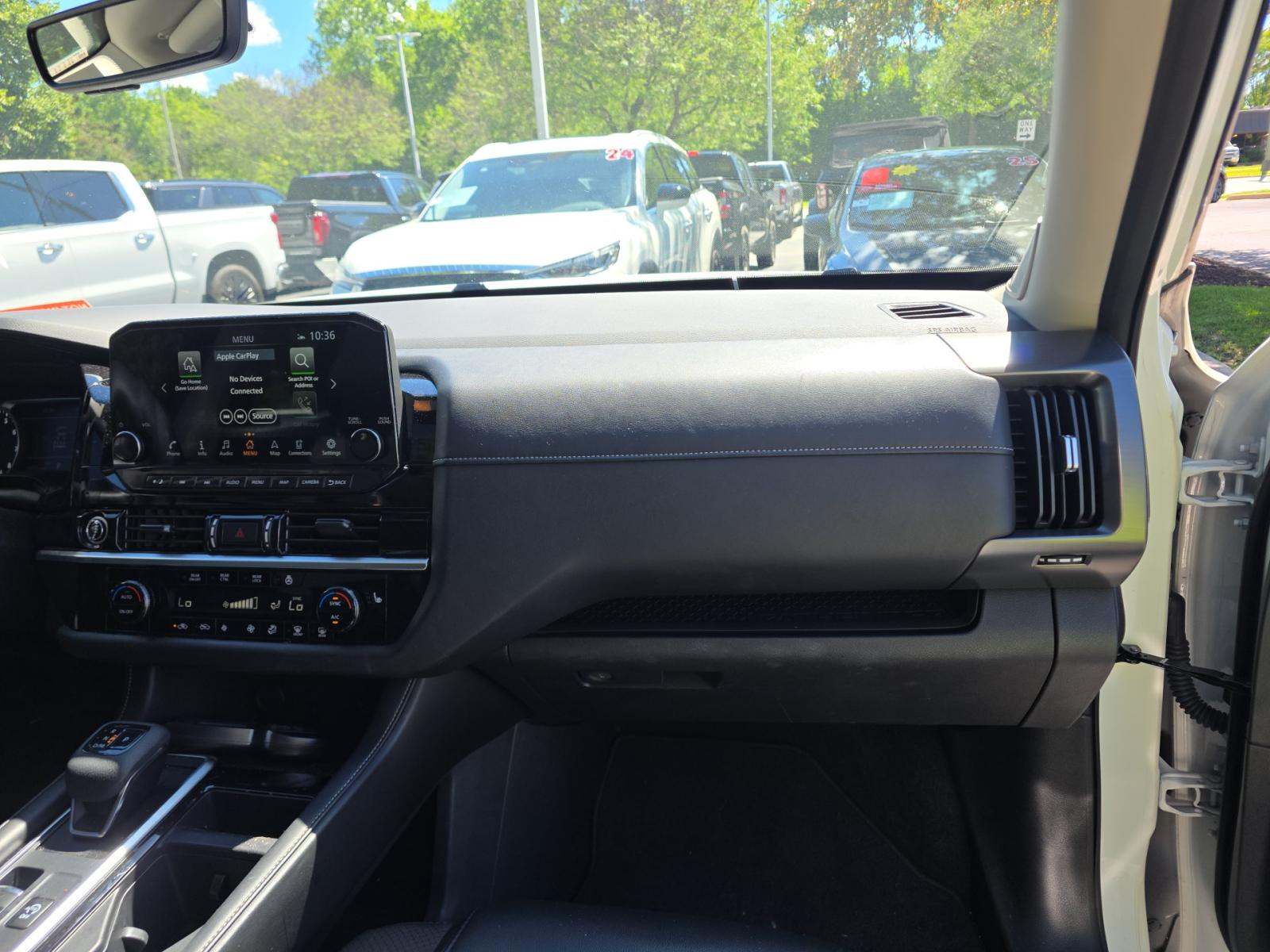 2024 Nissan Pathfinder SL AWD
