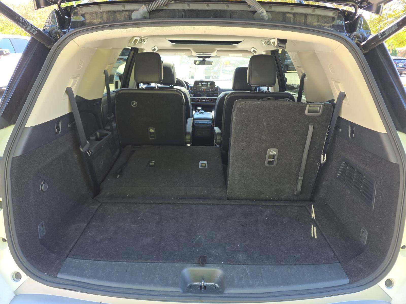 2024 Nissan Pathfinder SL AWD