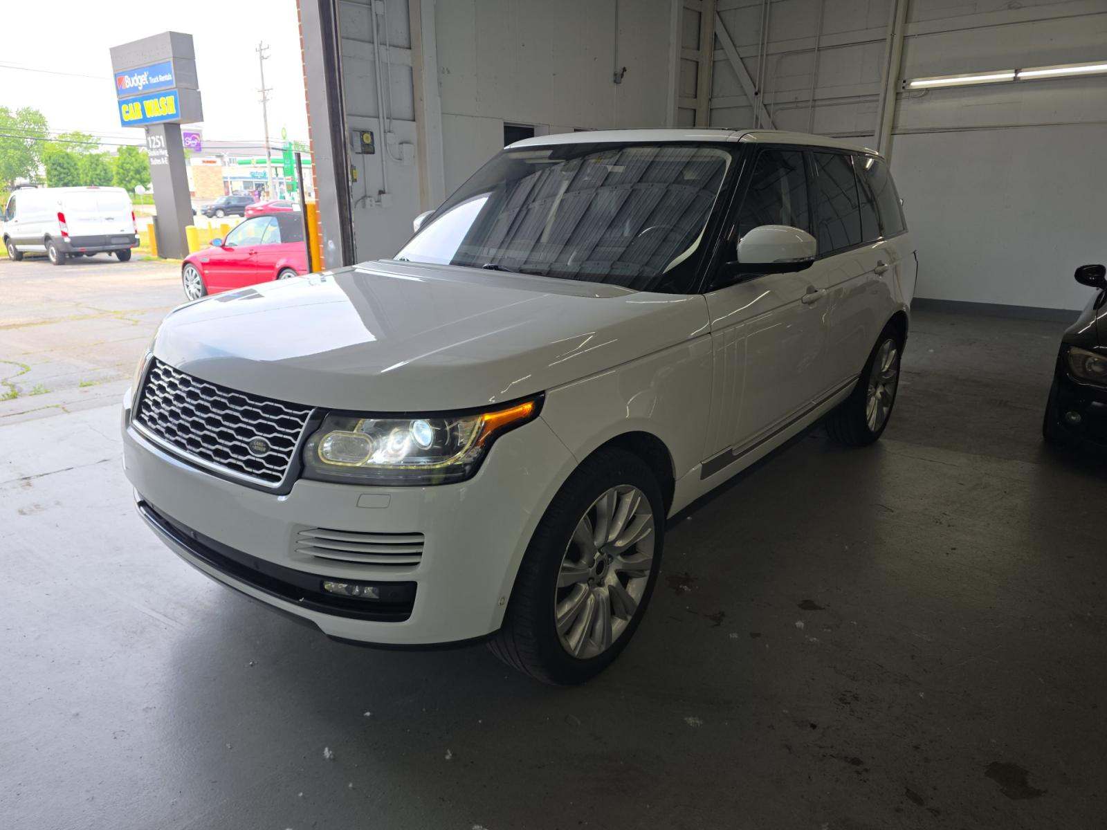 LAND ROVER RANGE ROVER - 1