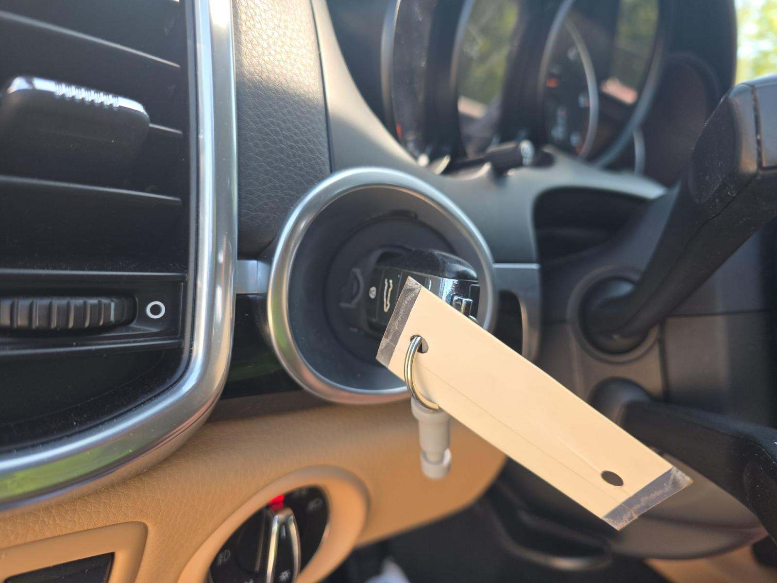 PORSCHE CAYENNE - 4