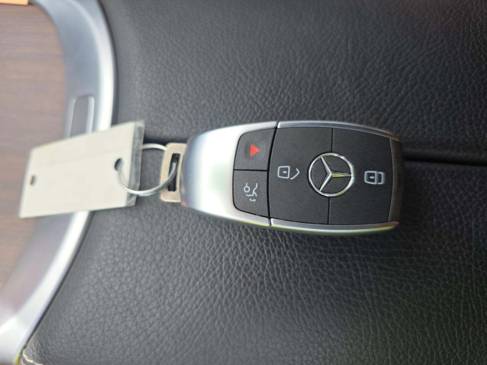 MERCEDES-BENZ GLC-CLASS - 8