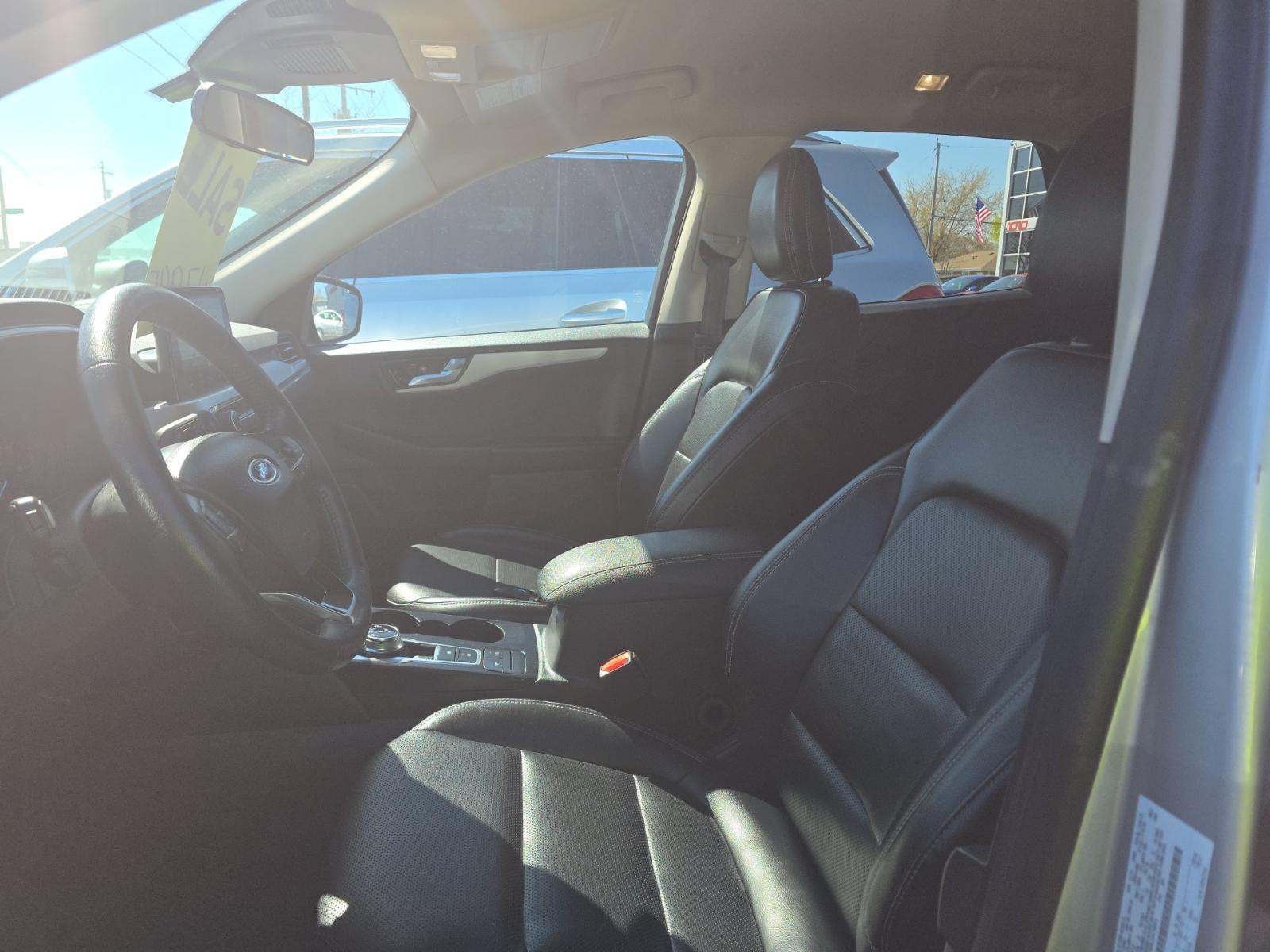 FORD ESCAPE - 6