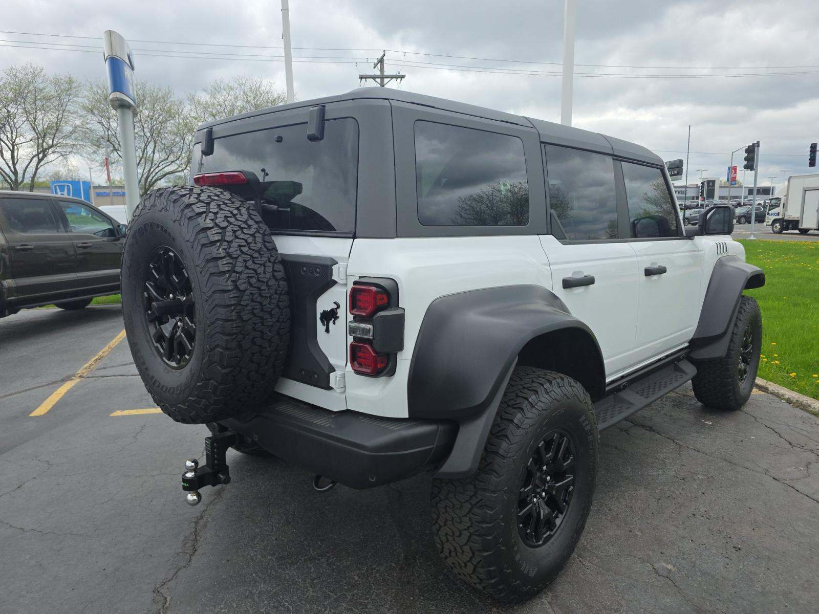 FORD BRONCO - 3