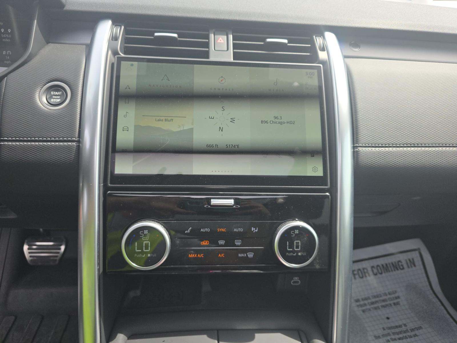 2024 Land Rover Discovery Dynamic SE AWD