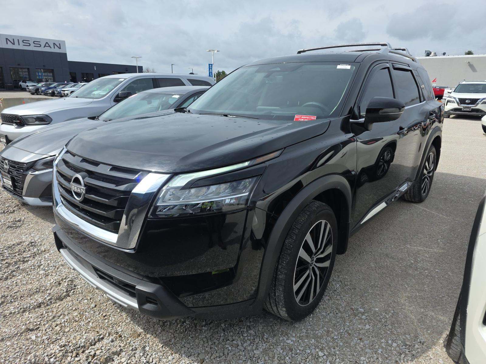 2024 Nissan Pathfinder Platinum AWD