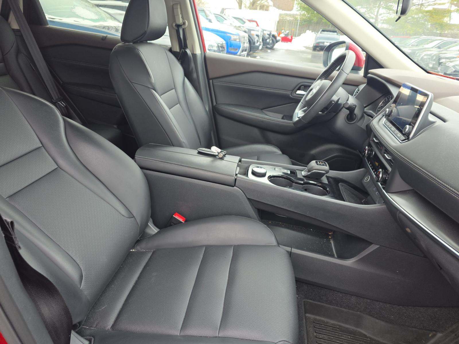 2023 Nissan Rogue SV AWD