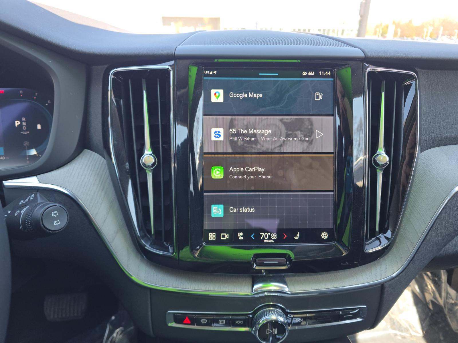 2025 Volvo XC60 B5 Plus AWD
