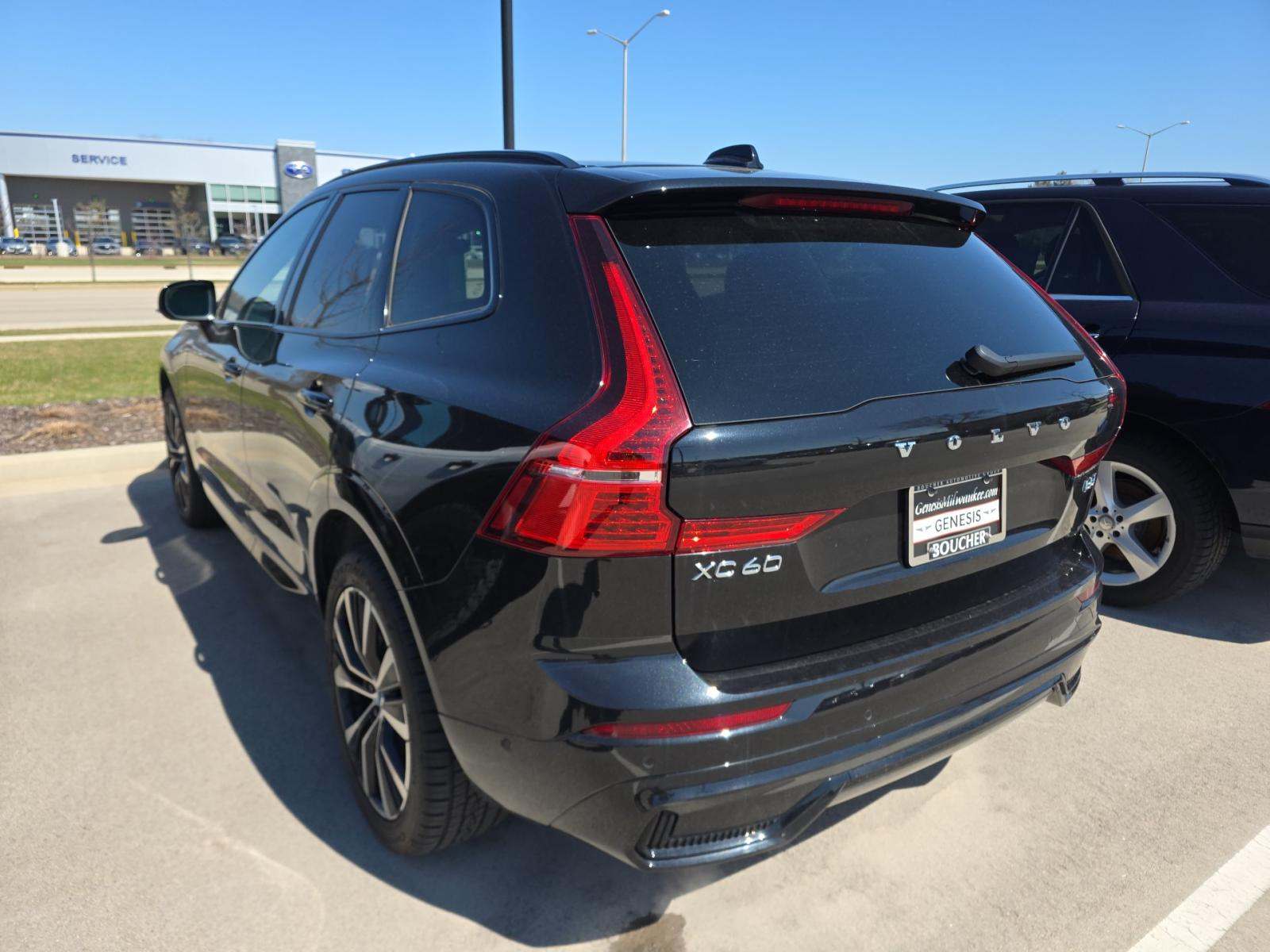 2025 Volvo XC60 B5 Plus AWD