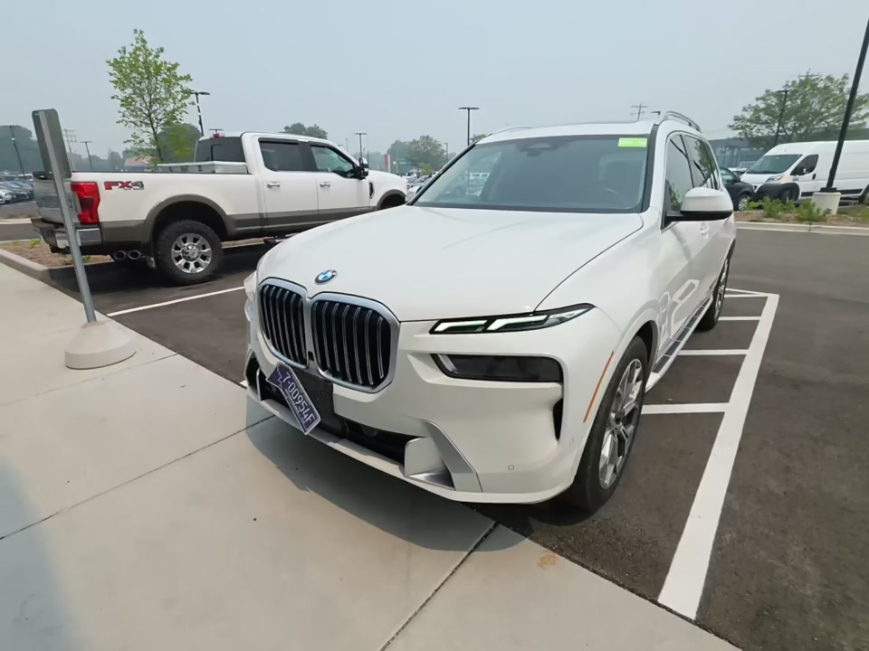 2026 BMW X7 xDrive40i AWD