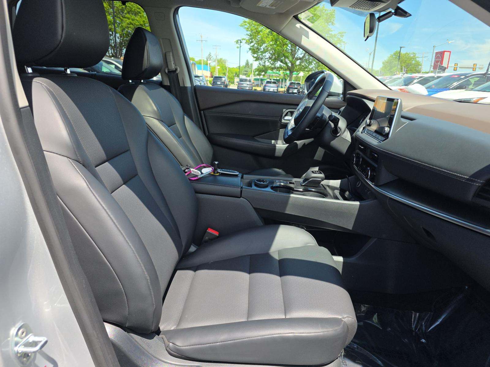 2023 Nissan Rogue SV AWD