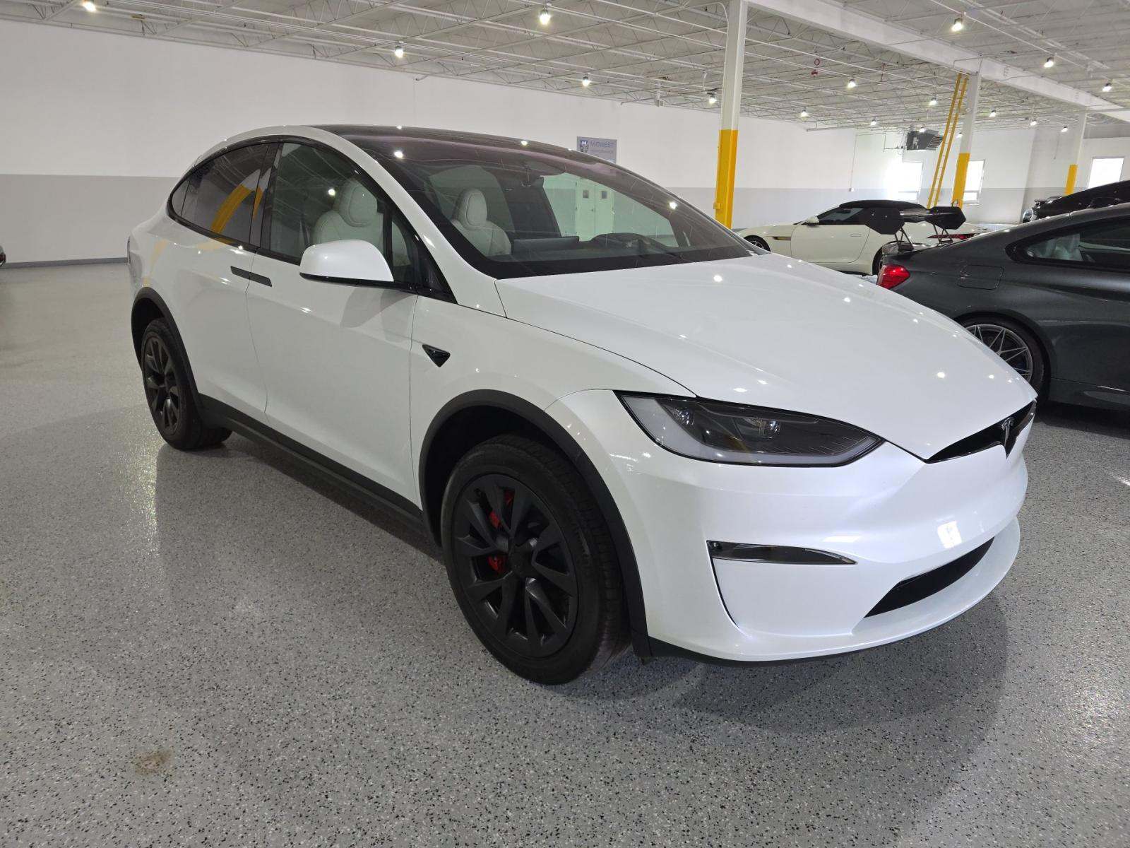 TESLA MODEL X - 4