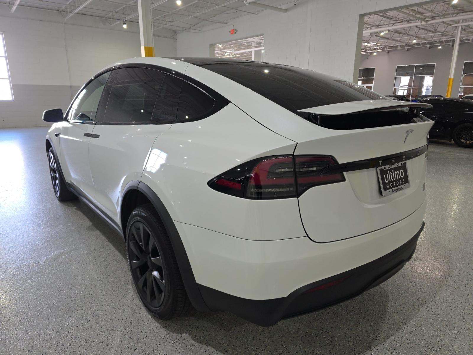 TESLA MODEL X - 2