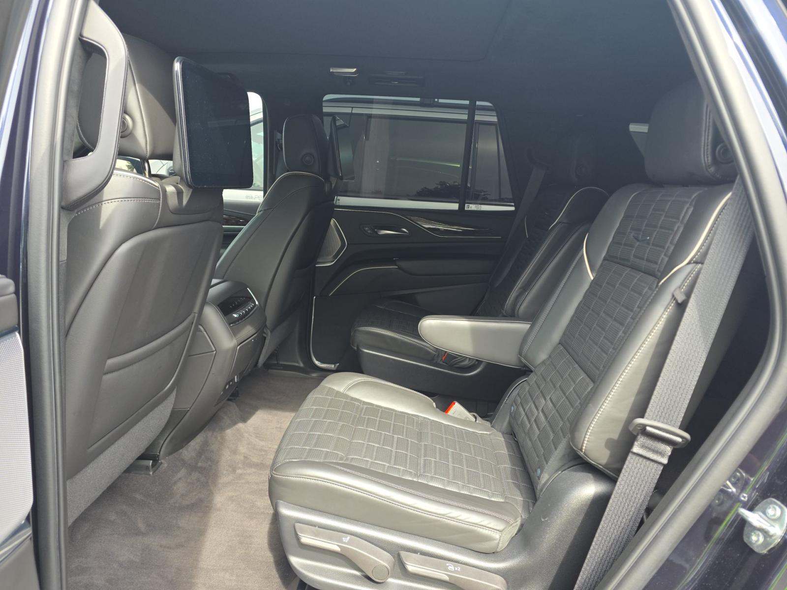 2023 Cadillac Escalade Sport Platinum AWD