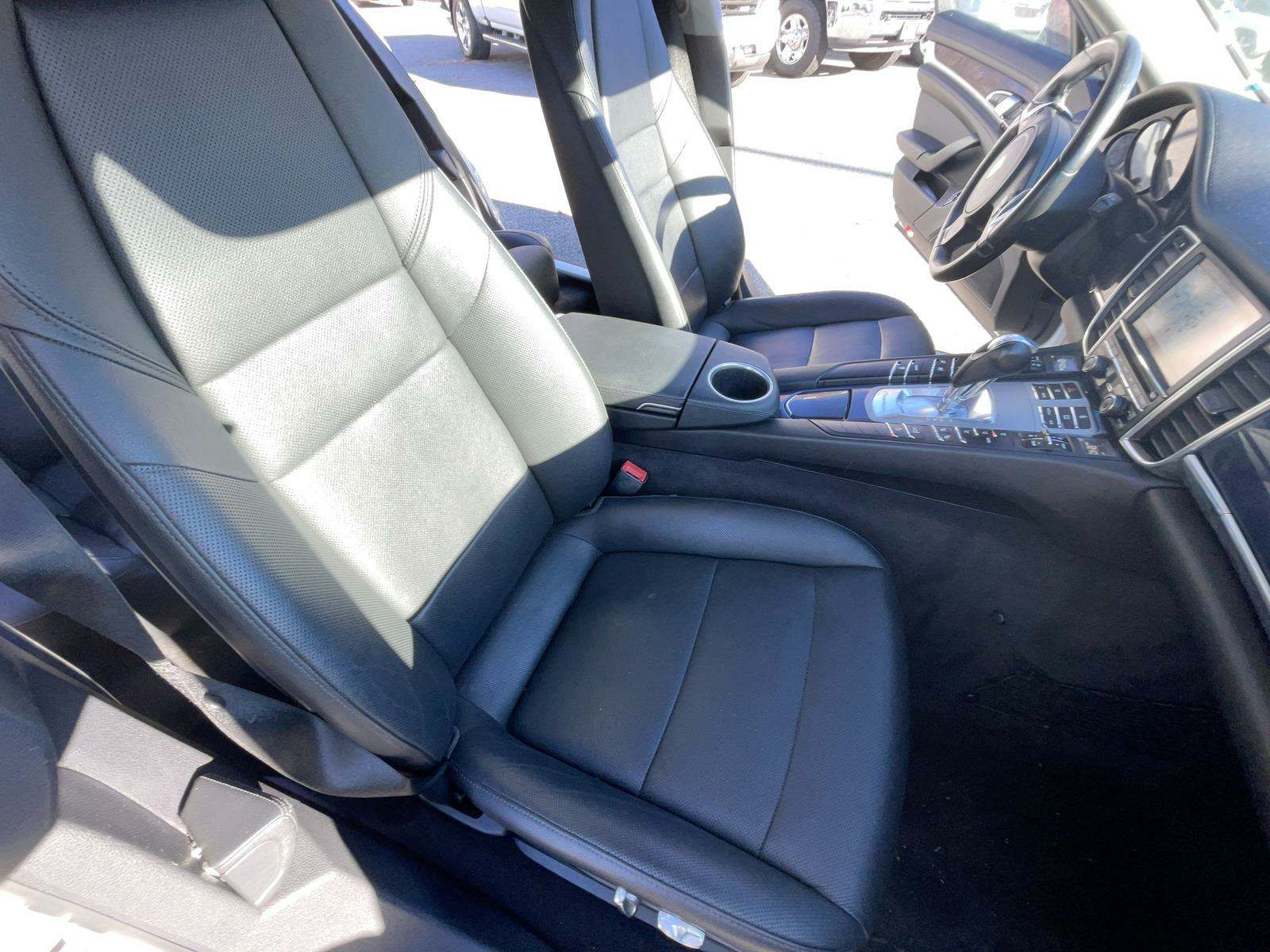 2013 Porsche Panamera 4 AWD