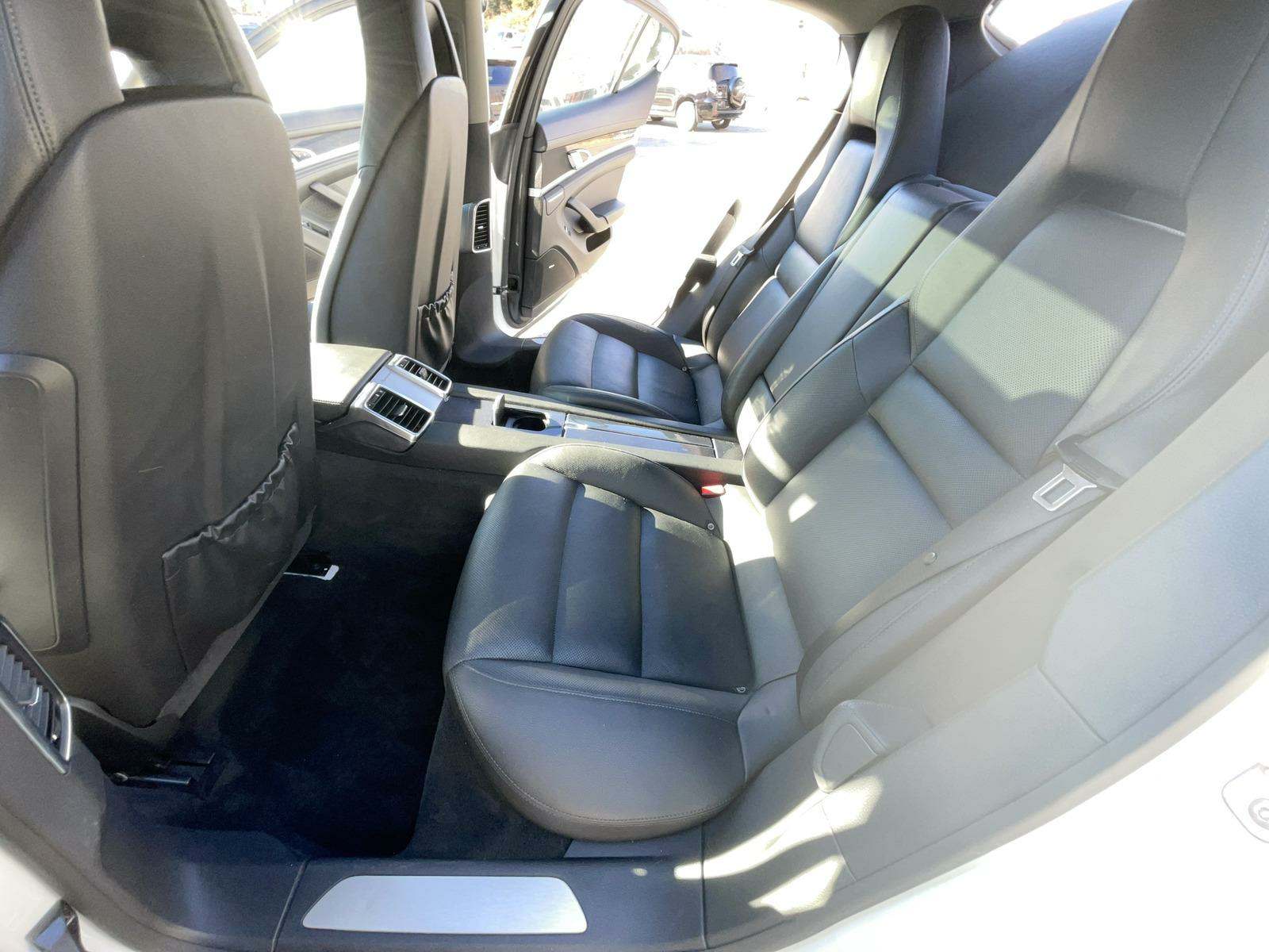 2013 Porsche Panamera 4 AWD