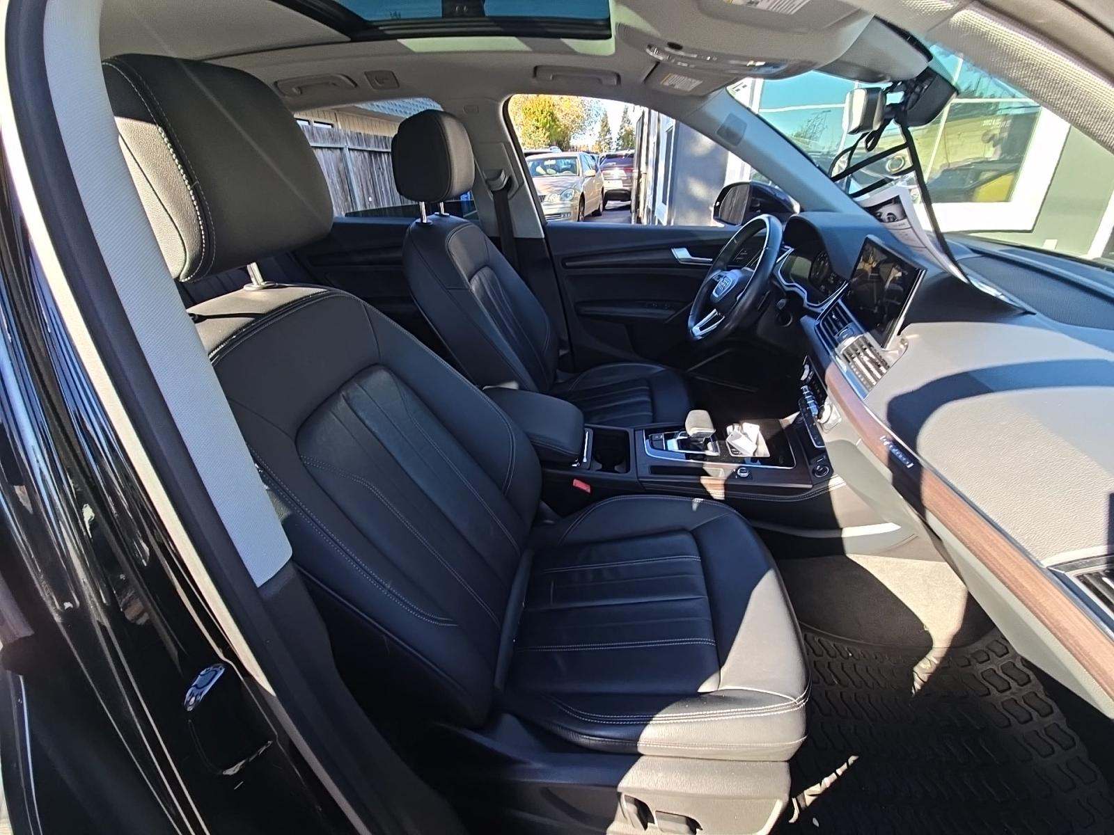 2022 Audi Q5 S line Premium Plus AWD