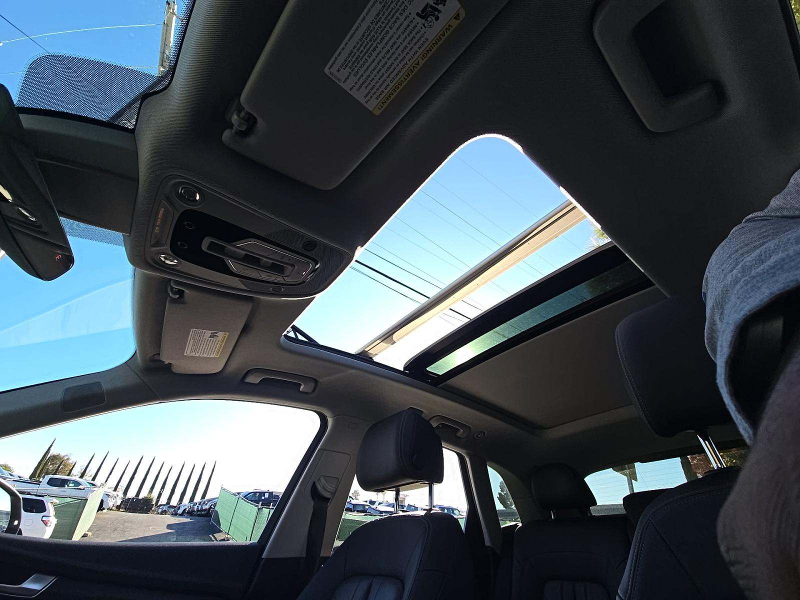 2022 Audi Q5 S line Premium Plus AWD