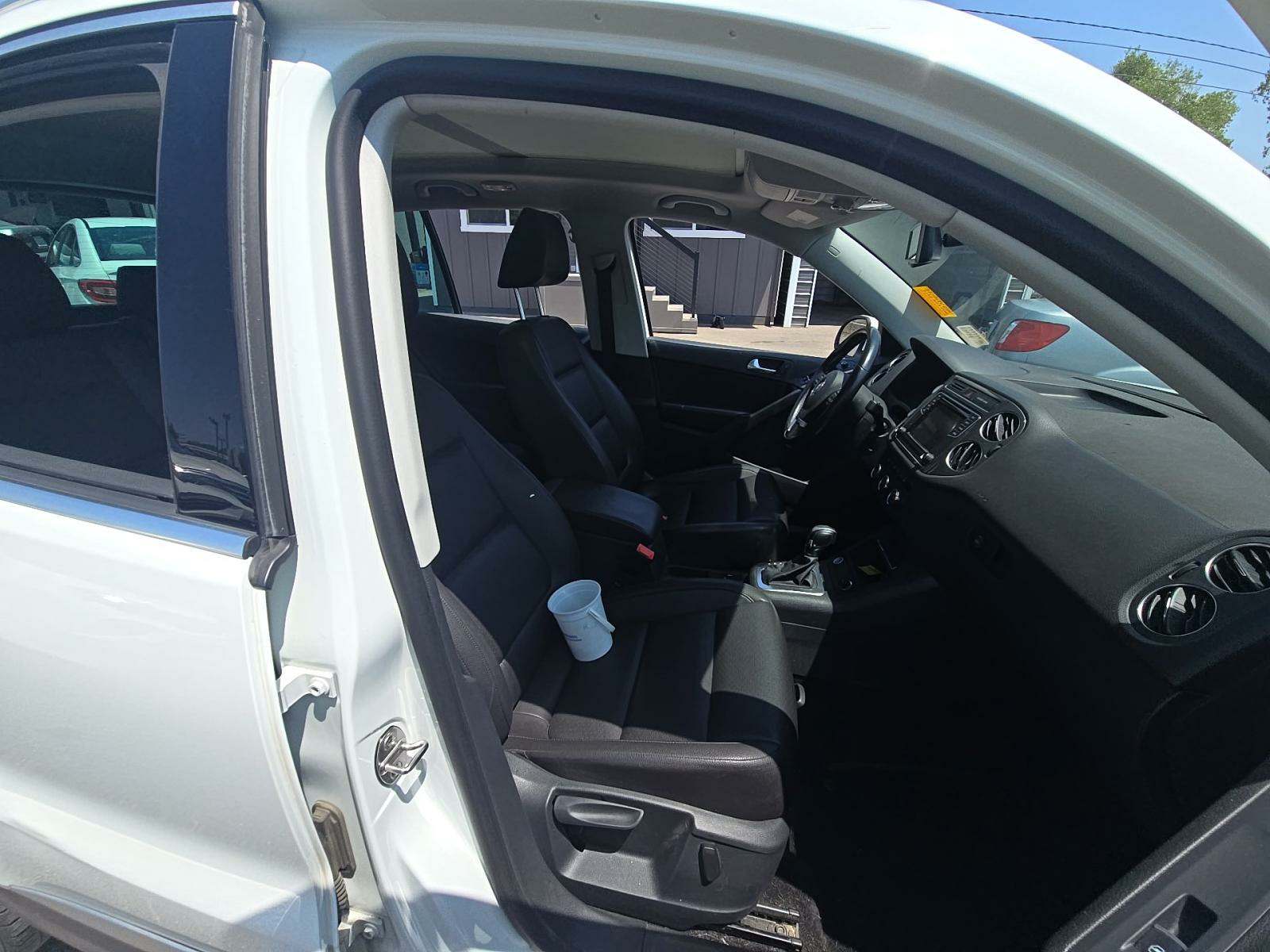 2017 Volkswagen Tiguan 2.0T Wolfsburg Edition FWD