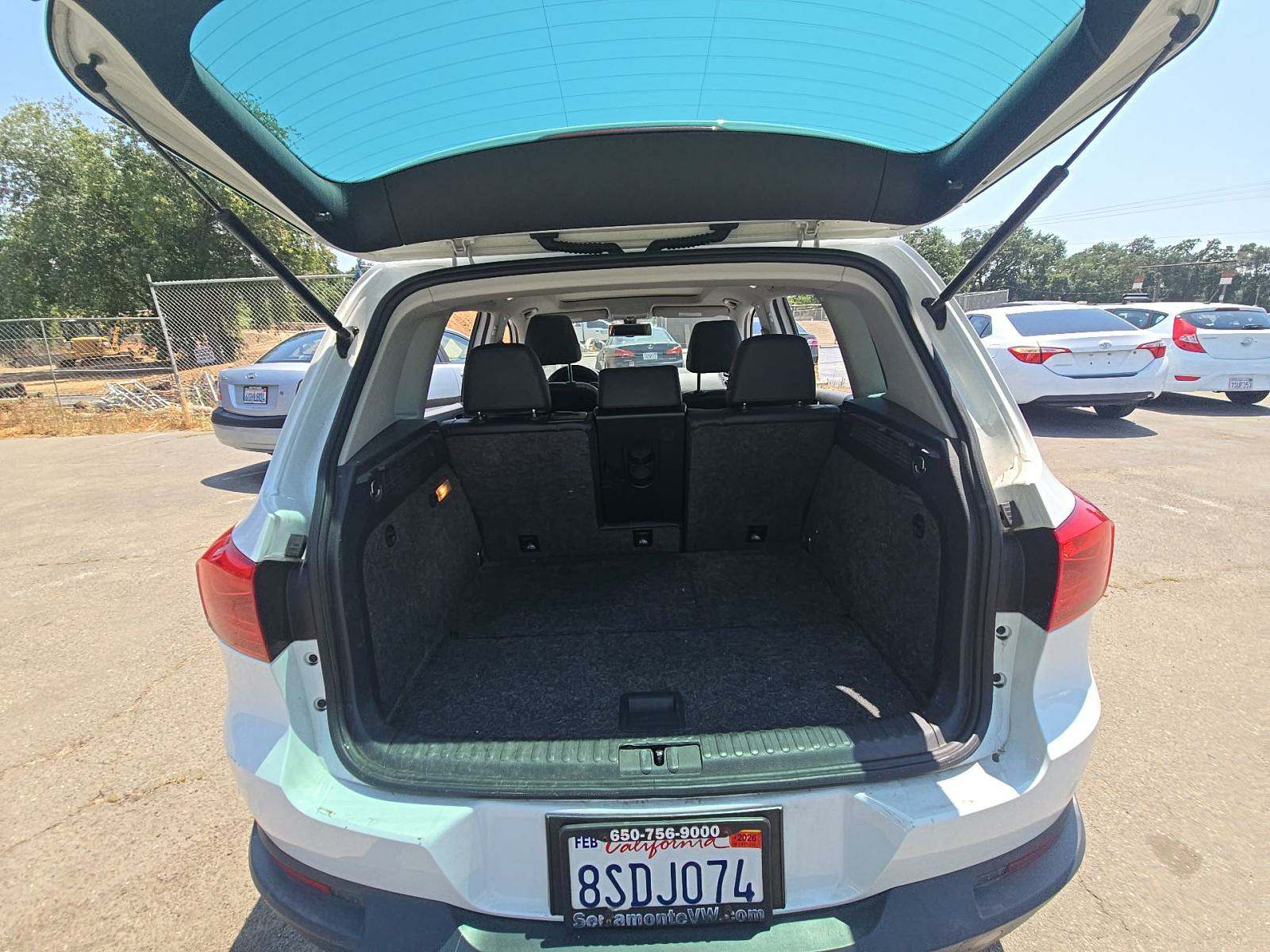 2017 Volkswagen Tiguan 2.0T Wolfsburg Edition FWD