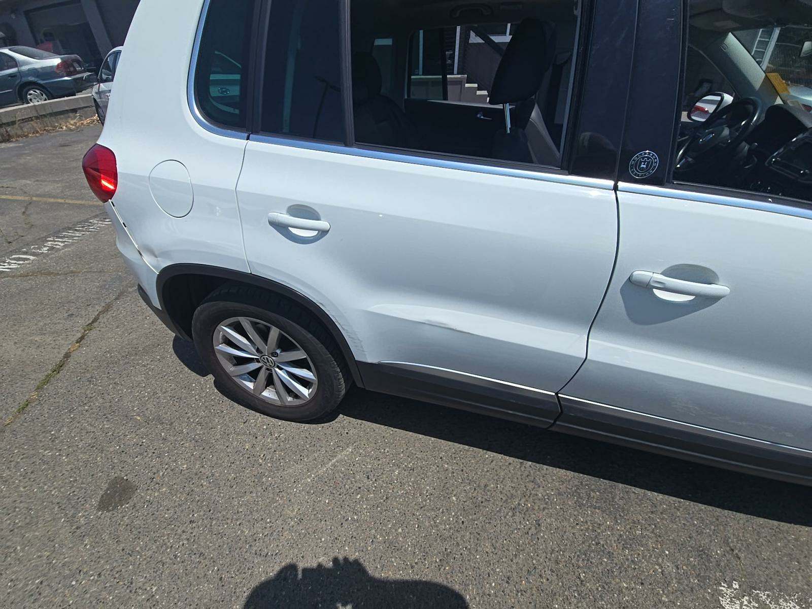 2017 Volkswagen Tiguan 2.0T Wolfsburg Edition FWD