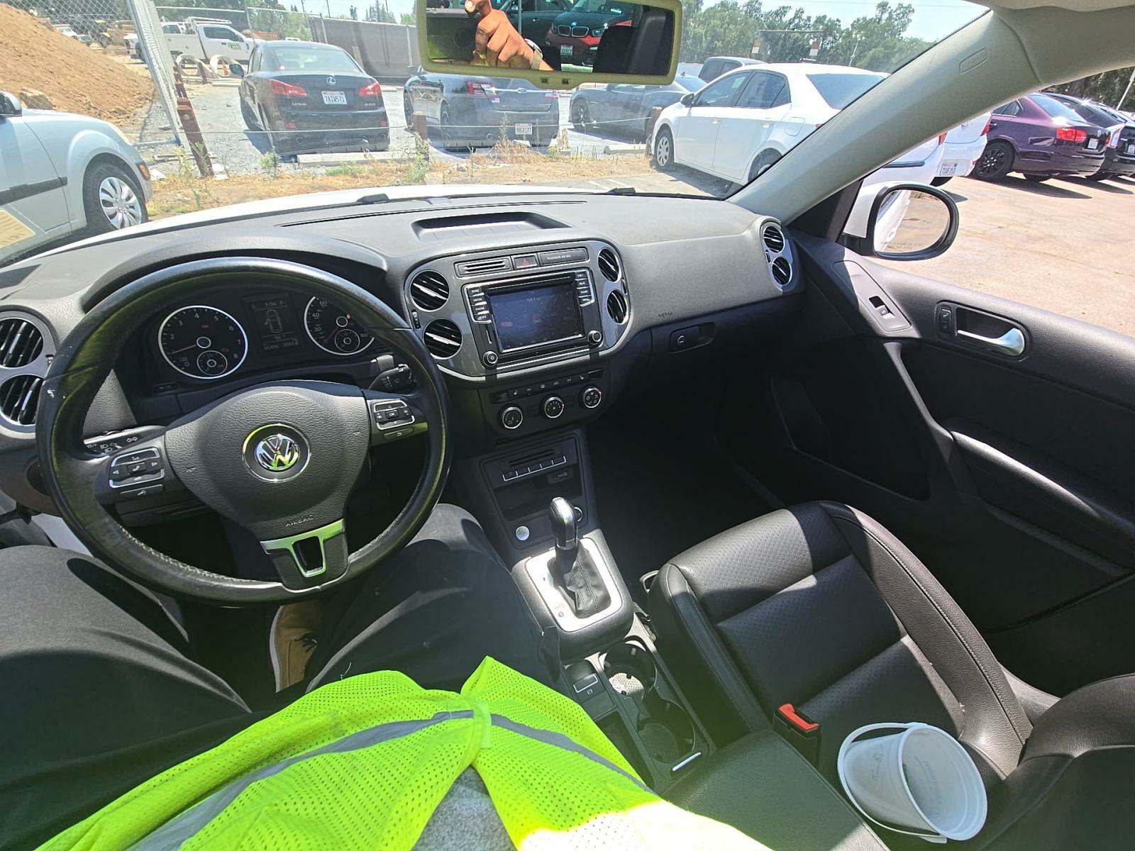 2017 Volkswagen Tiguan 2.0T Wolfsburg Edition FWD