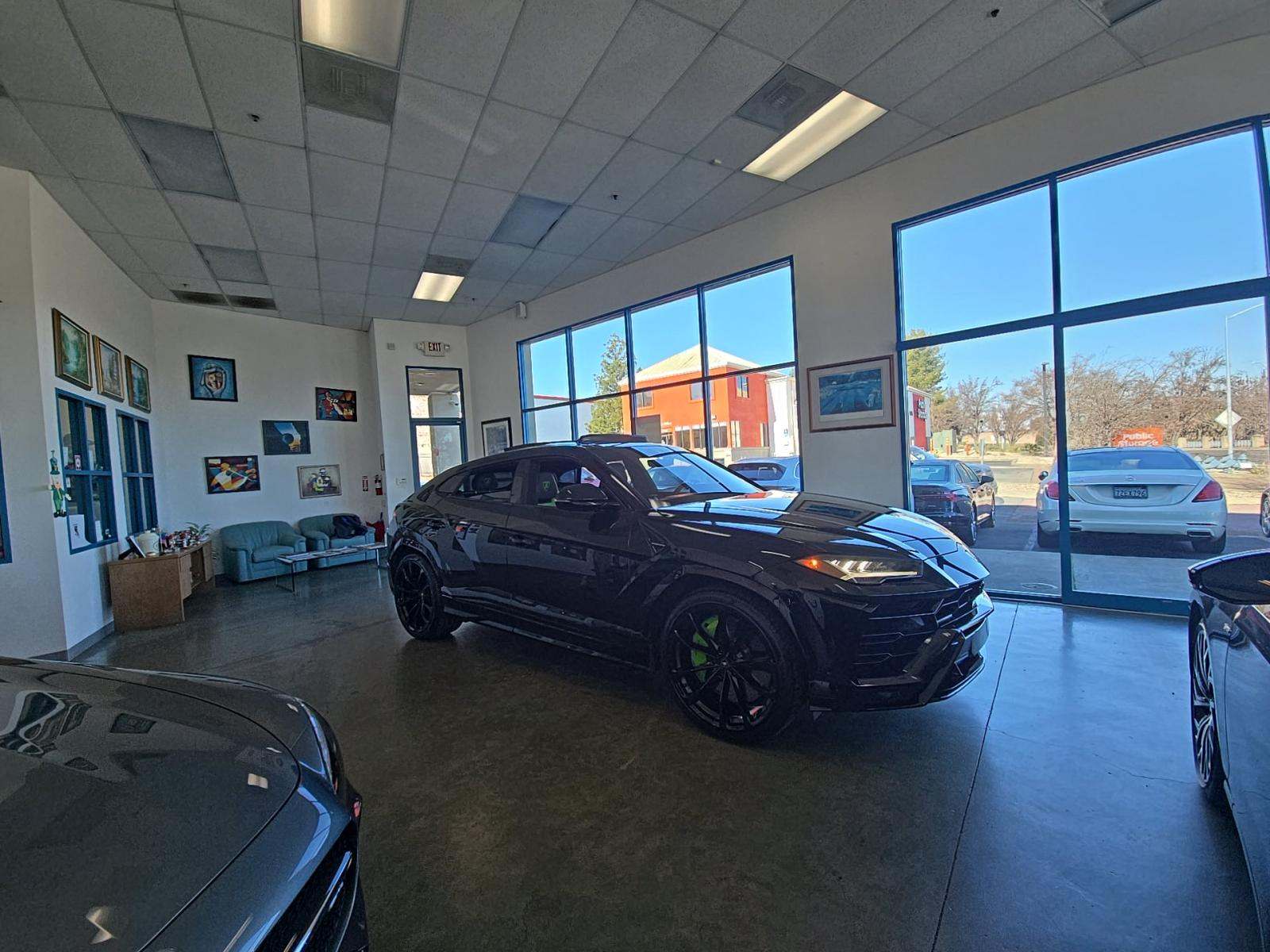 2022 Lamborghini Urus Base AWD