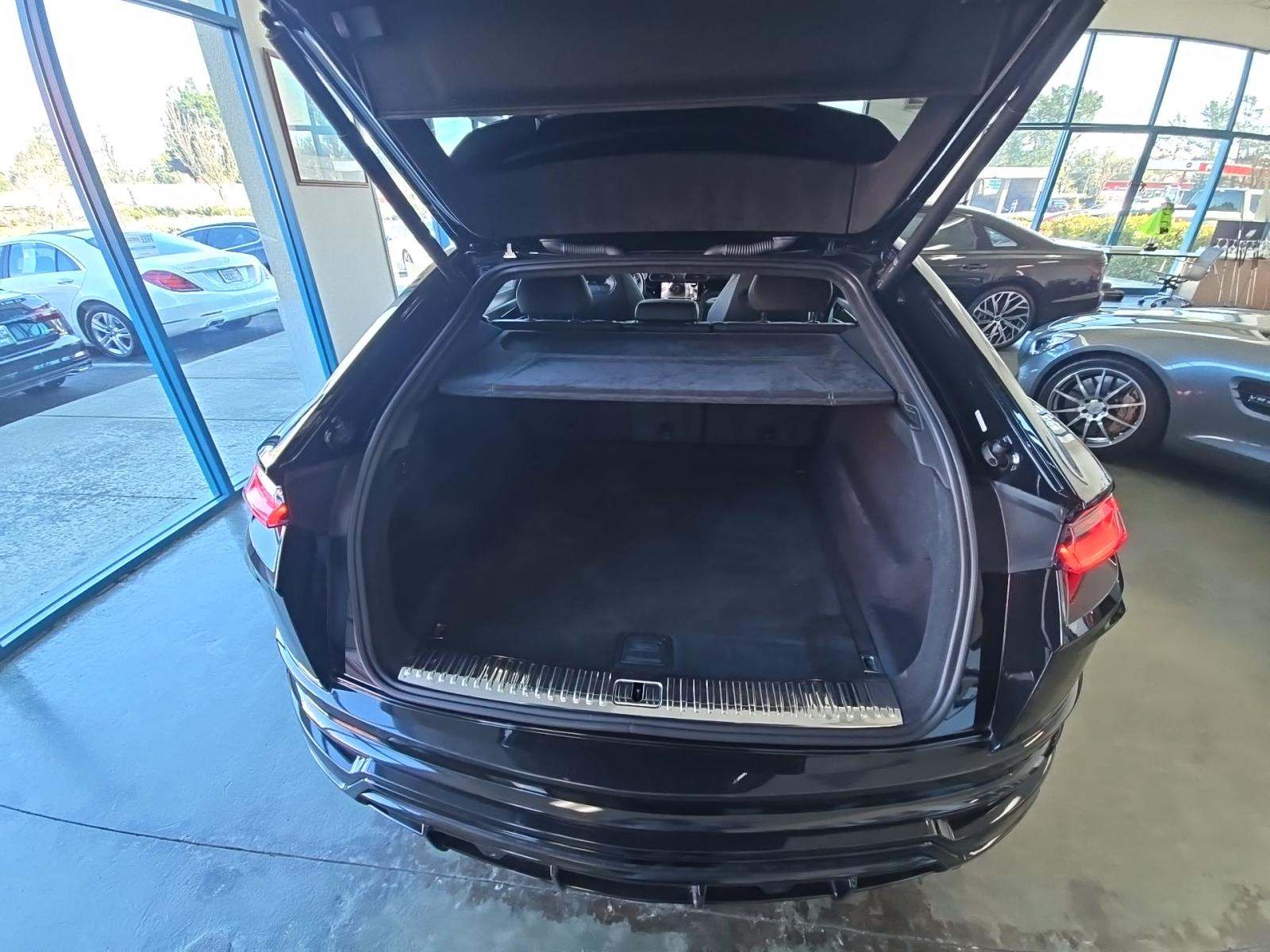 2022 Lamborghini Urus Base AWD