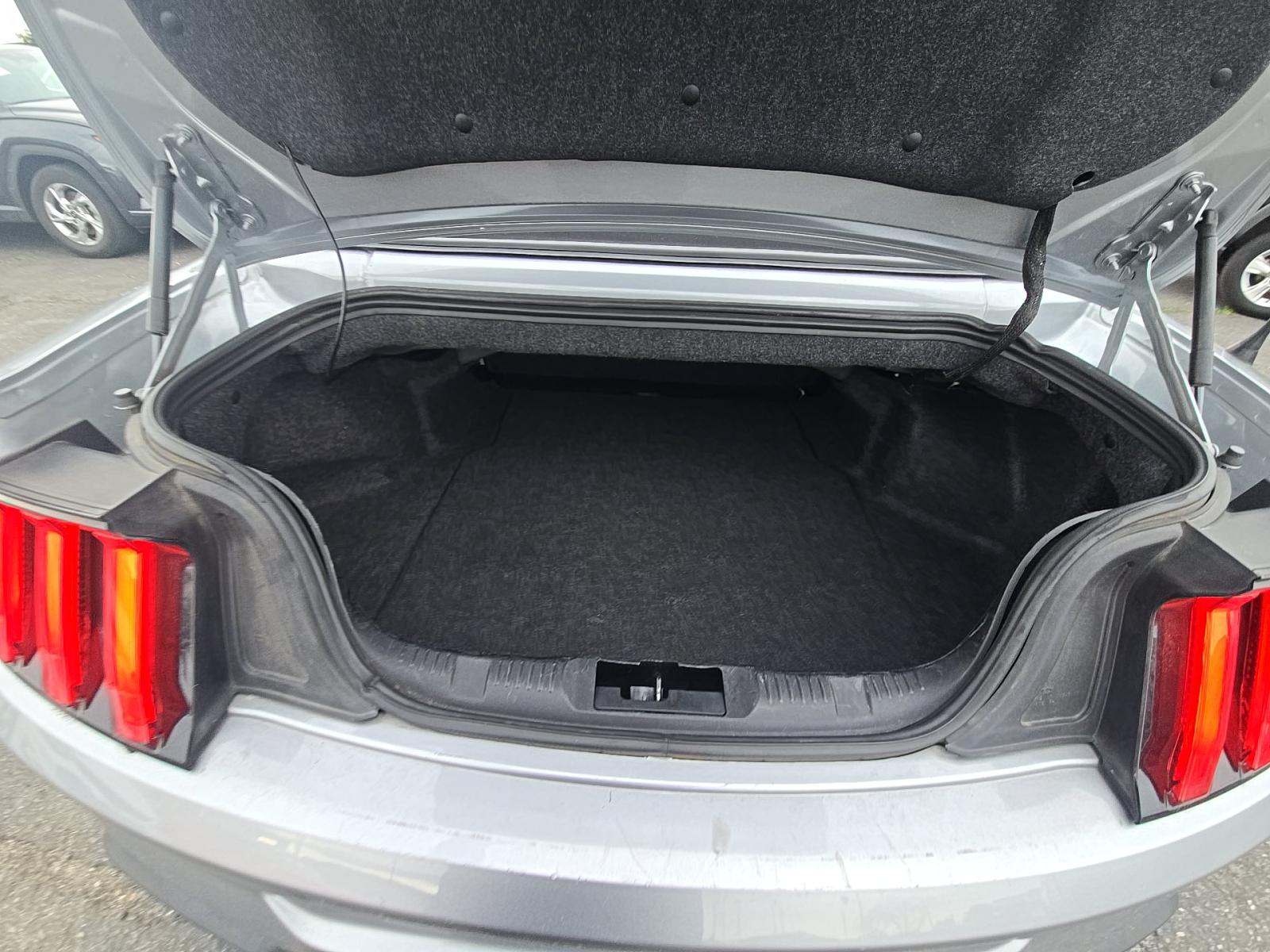 2023 Ford Mustang EcoBoost Premium RWD