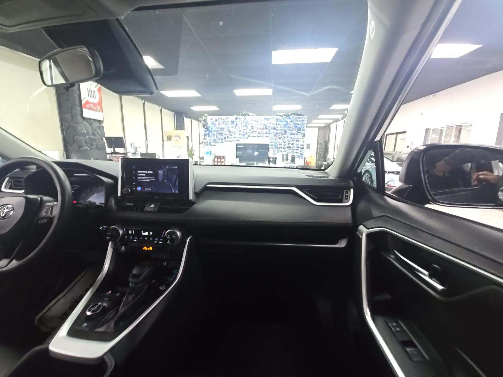 2024 Toyota RAV4 Hybrid XLE AWD