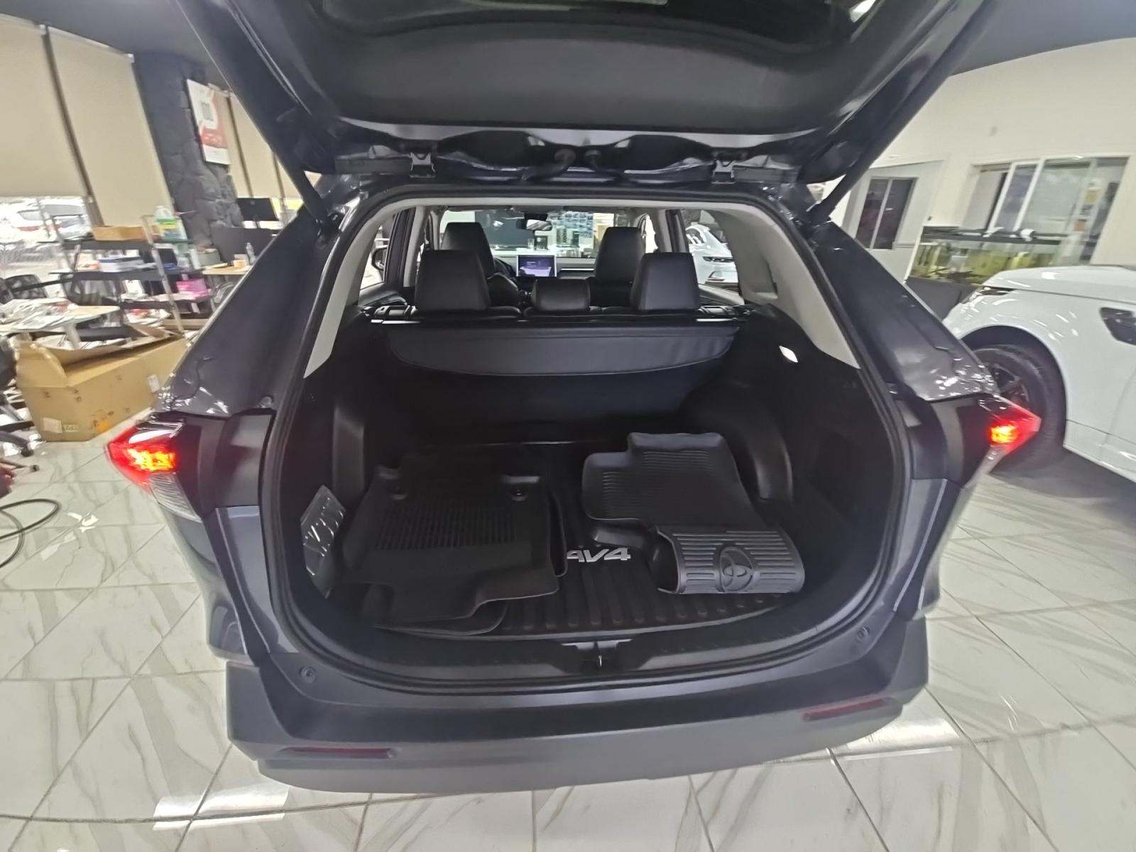 2024 Toyota RAV4 Hybrid XLE AWD