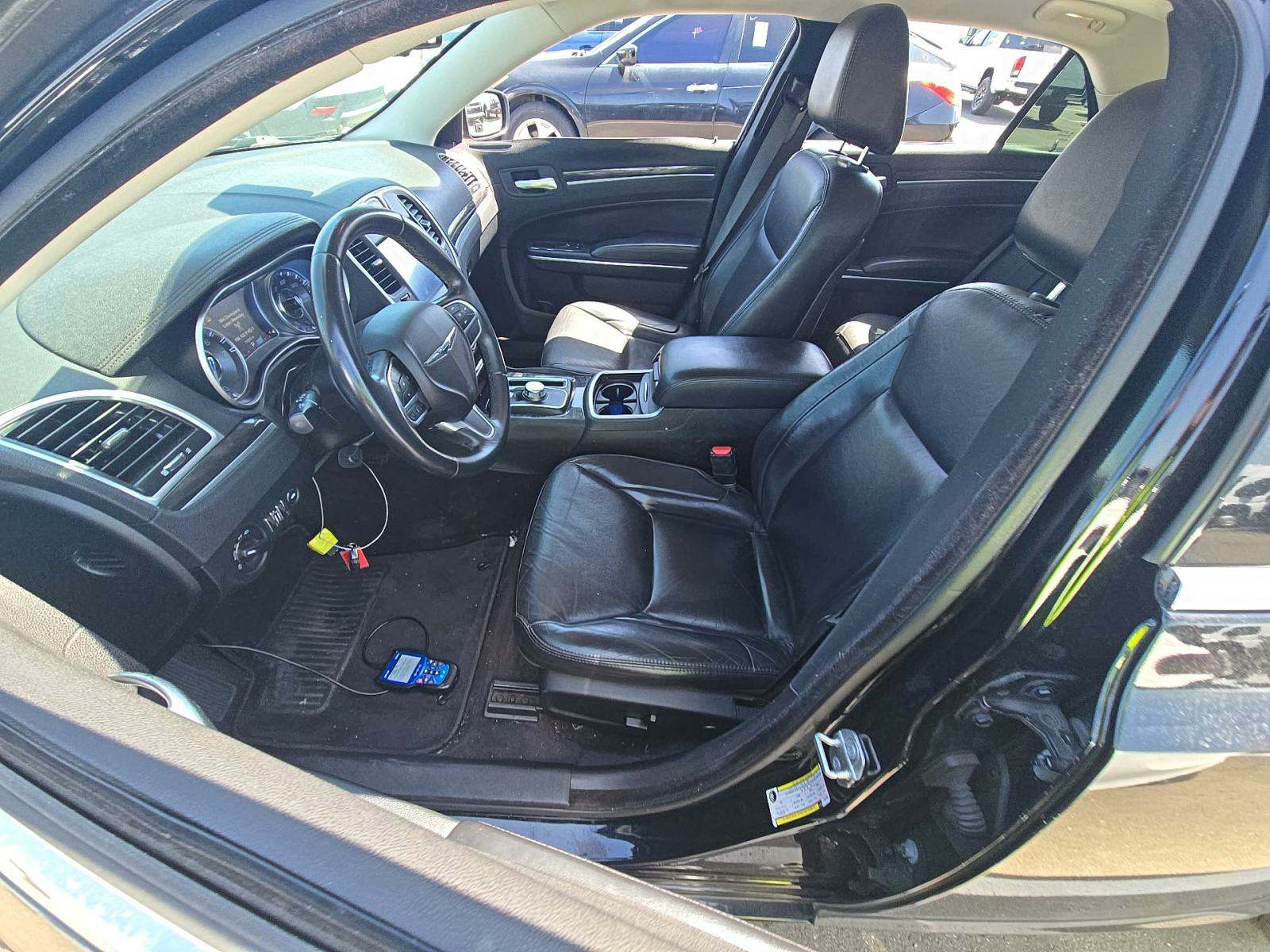 2018 Chrysler 300 Touring L RWD