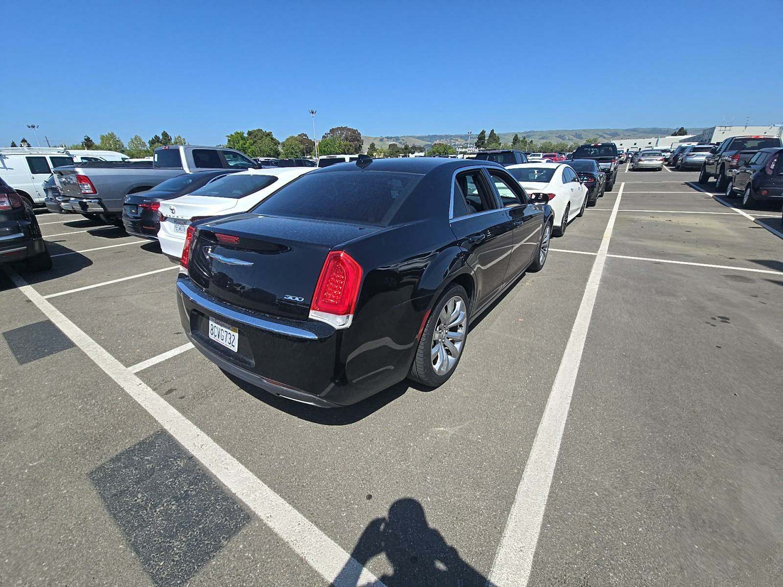 2018 Chrysler 300 Touring L RWD