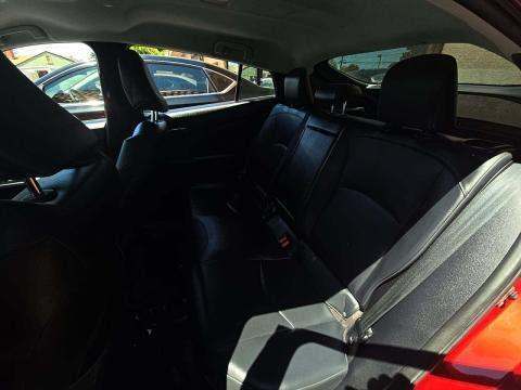 2019 Toyota Prius XLE FWD