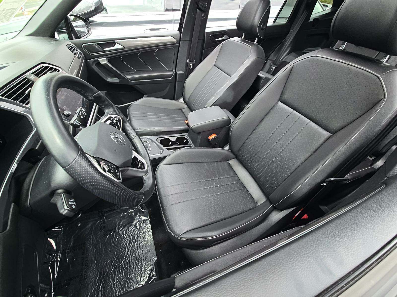 2023 Volkswagen Tiguan 2.0T SE R-Line Black FWD