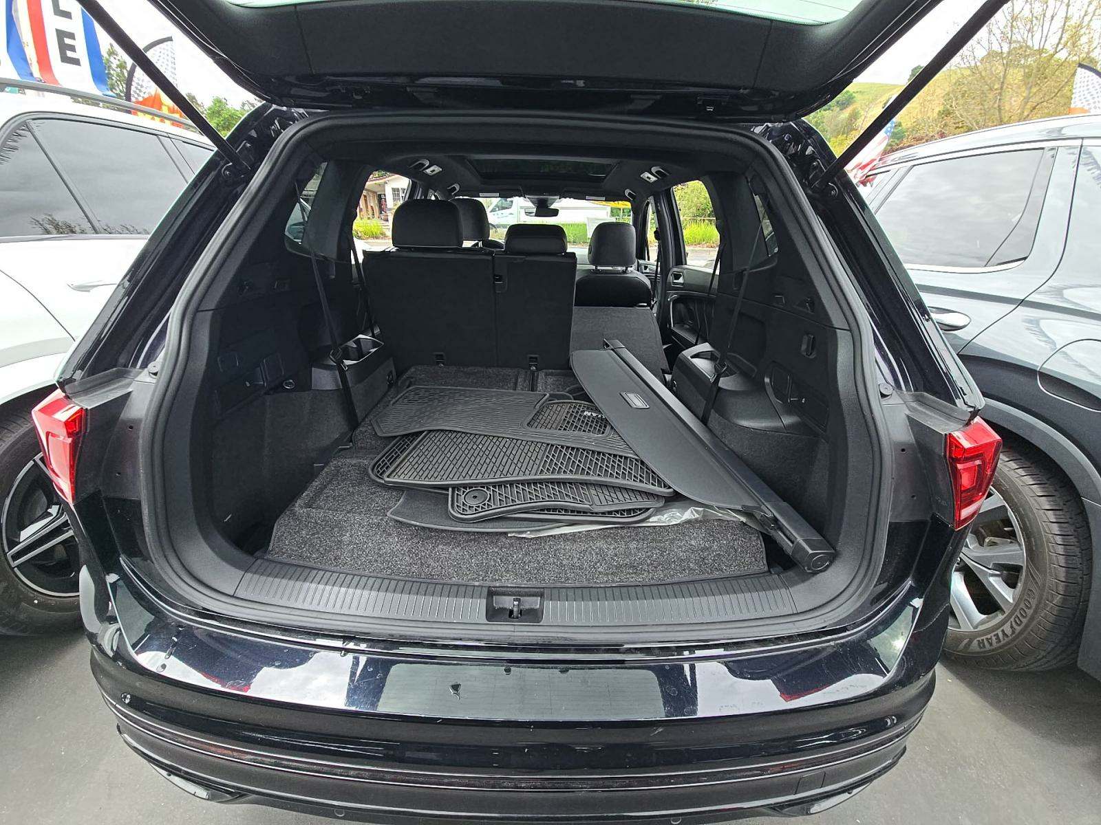 2023 Volkswagen Tiguan 2.0T SE R-Line Black FWD