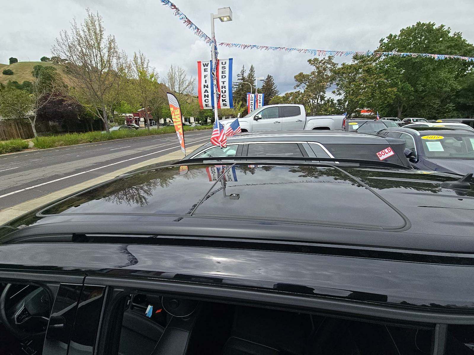 2023 Volkswagen Tiguan 2.0T SE R-Line Black FWD