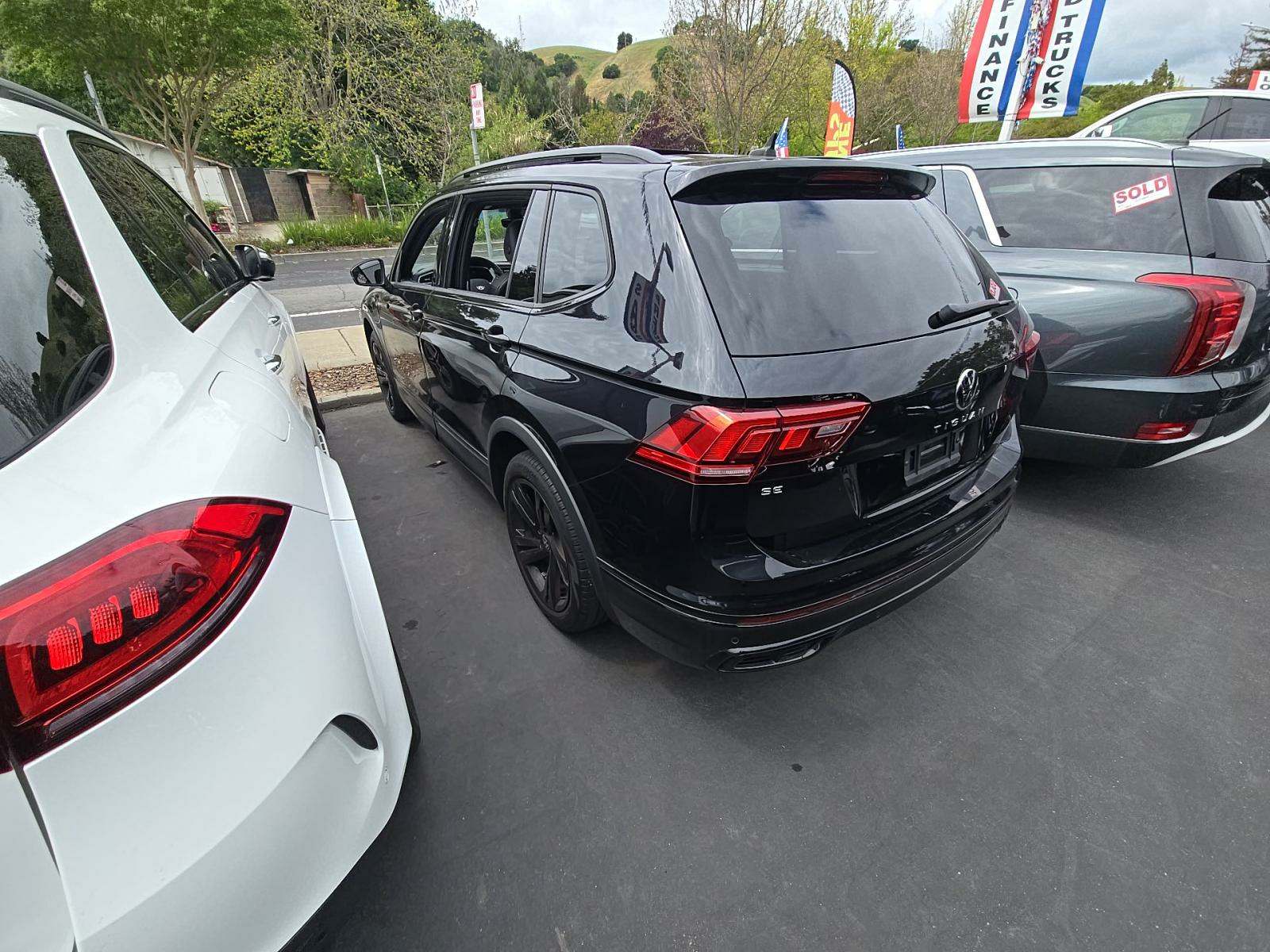 2023 Volkswagen Tiguan 2.0T SE R-Line Black FWD