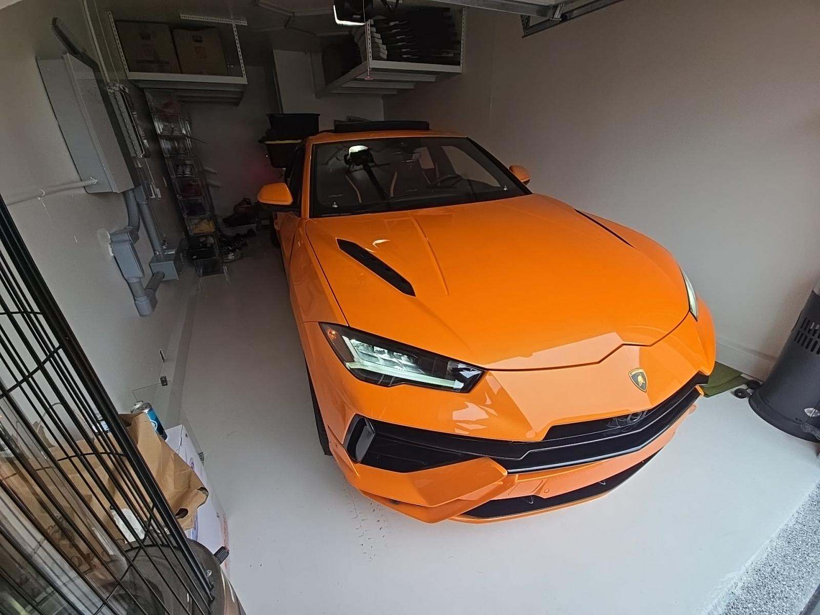 2024 Lamborghini Urus S AWD