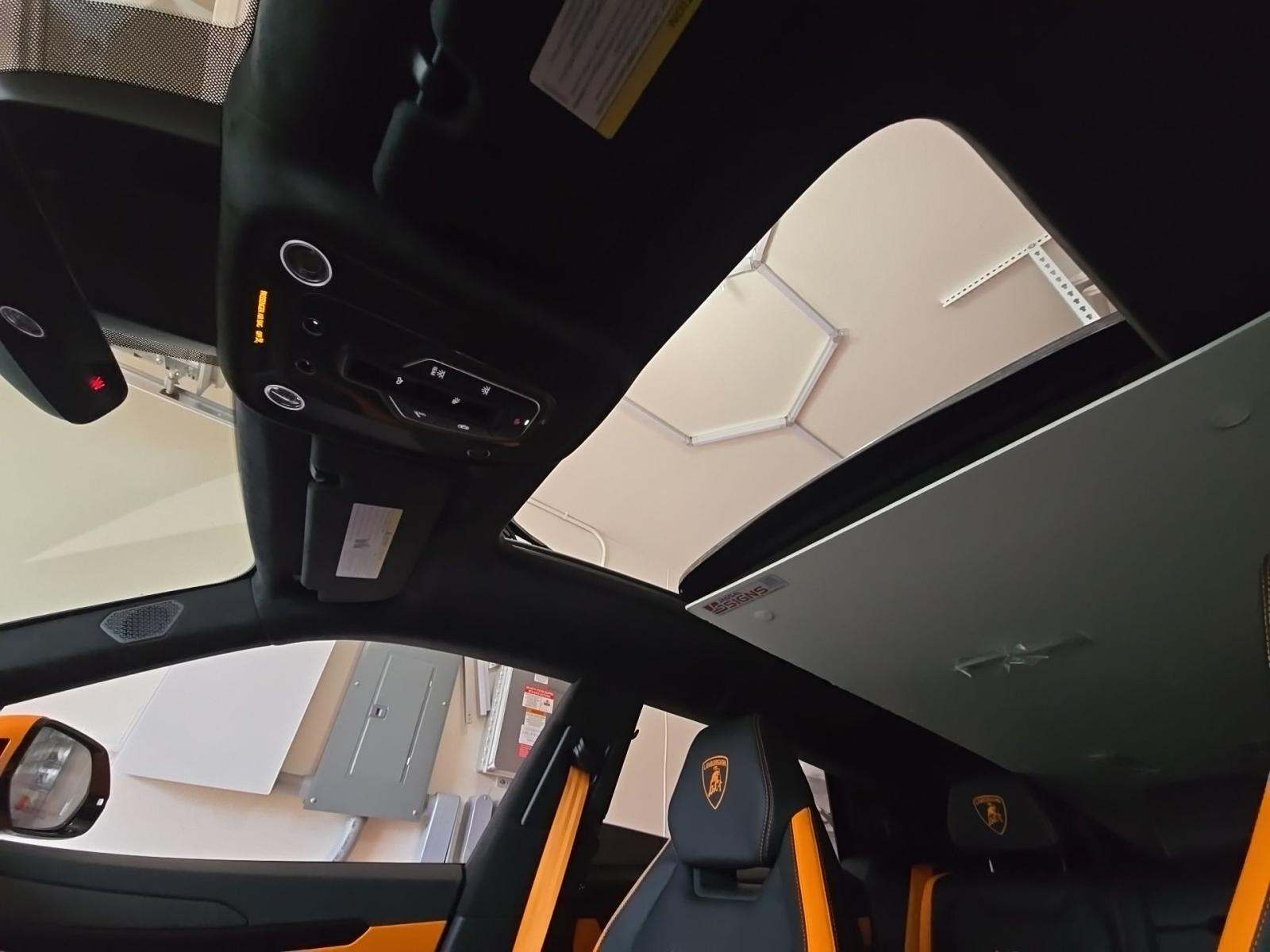 2024 Lamborghini Urus S AWD