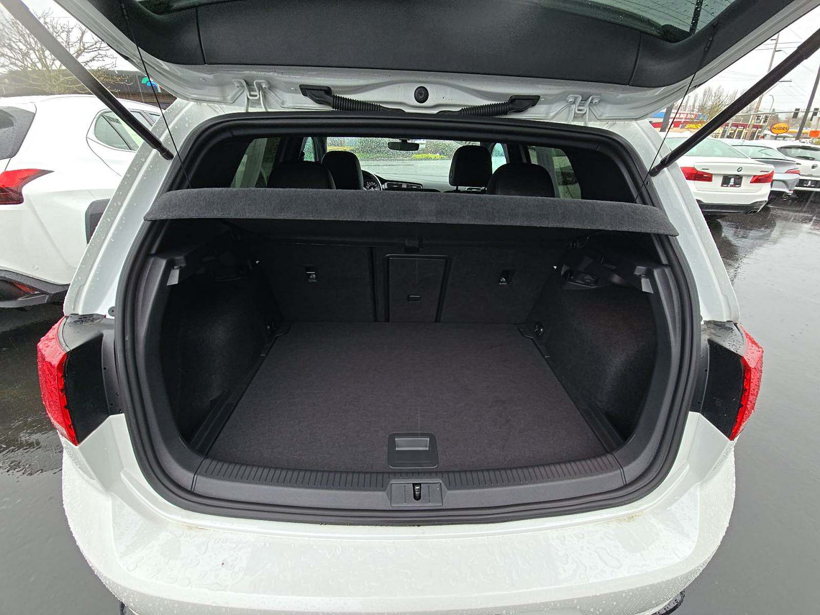 2019 Volkswagen Golf R 2.0T AWD