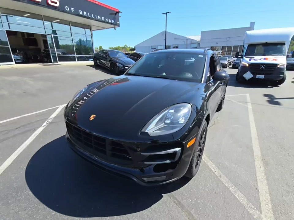 2017 Porsche Macan Turbo