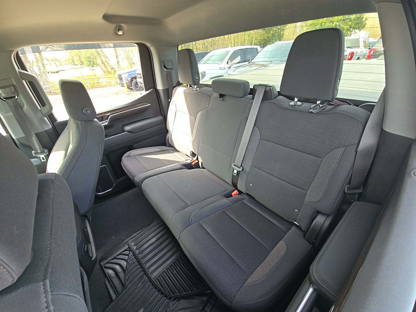 2023 Chevrolet Silverado 1500 RST AWD