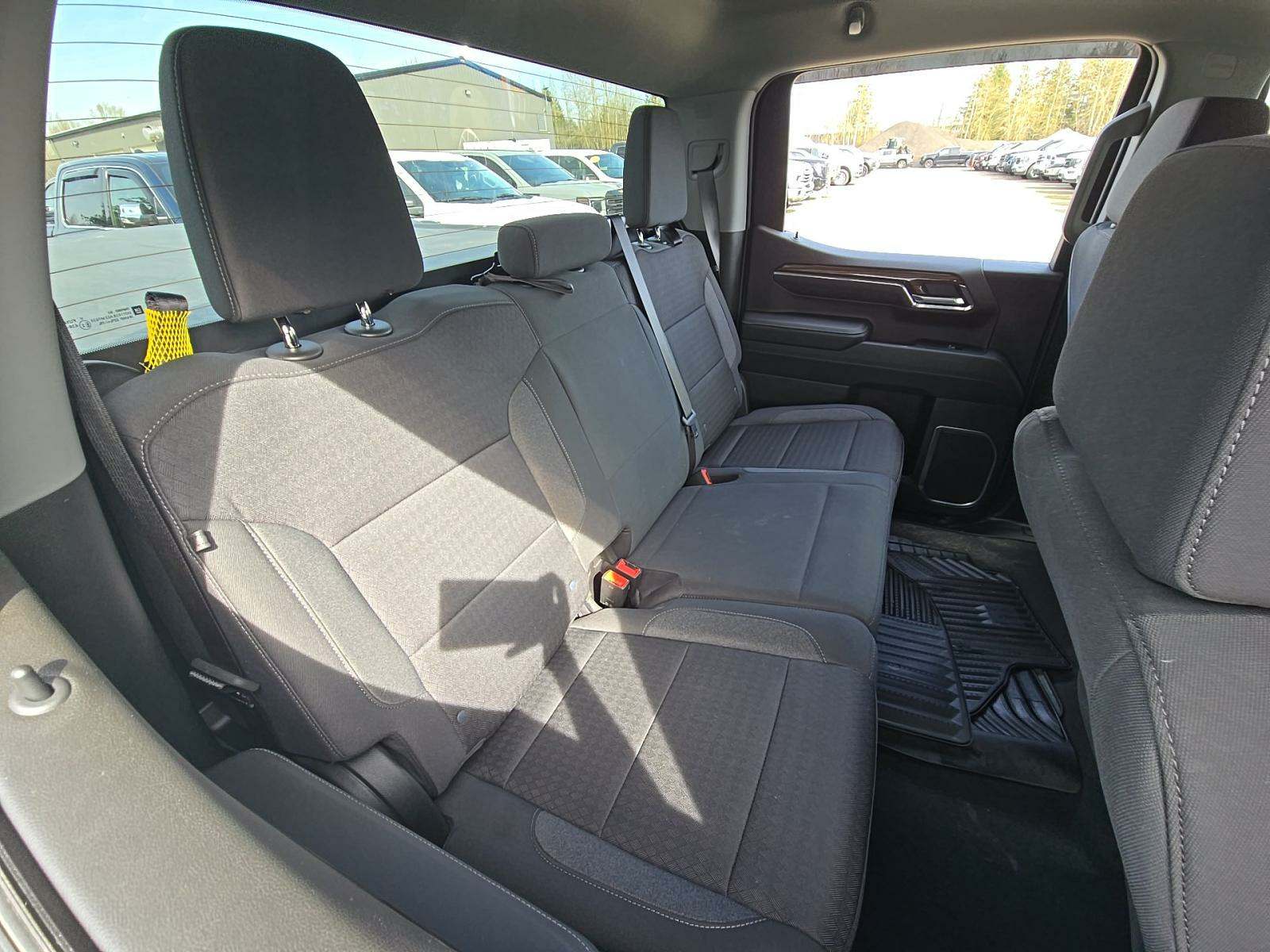 2023 Chevrolet Silverado 1500 RST AWD