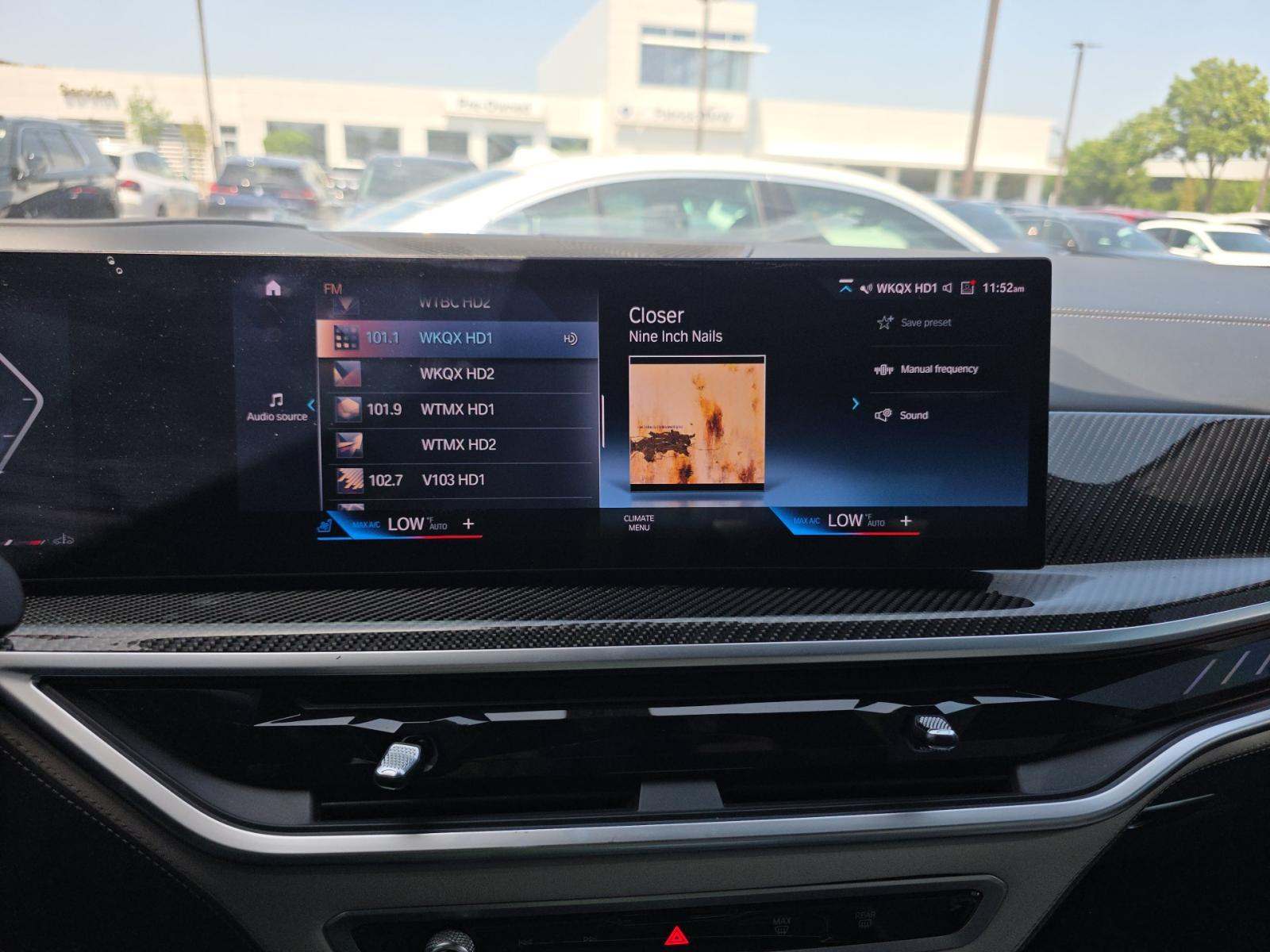 2023 BMW X7 M60i AWD
