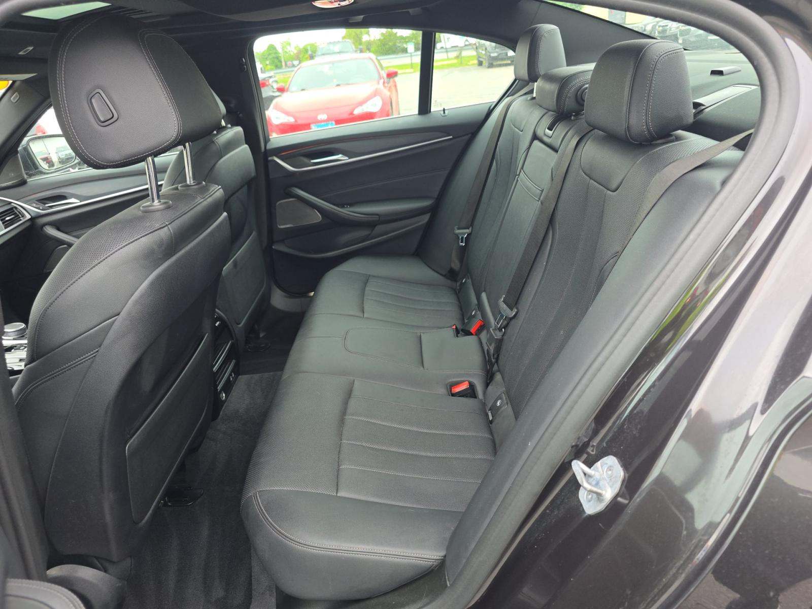 2021 BMW 5 Series 530i xDrive AWD