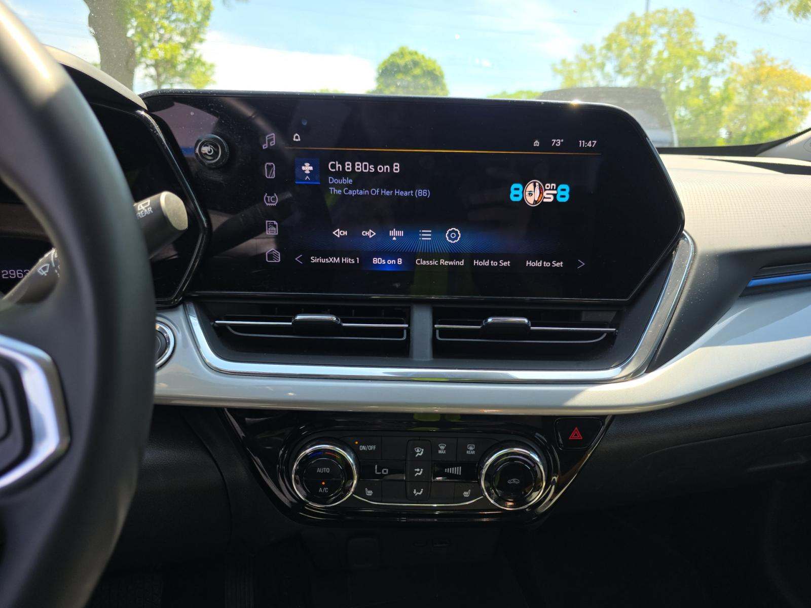 CHEVROLET TRAX - 10