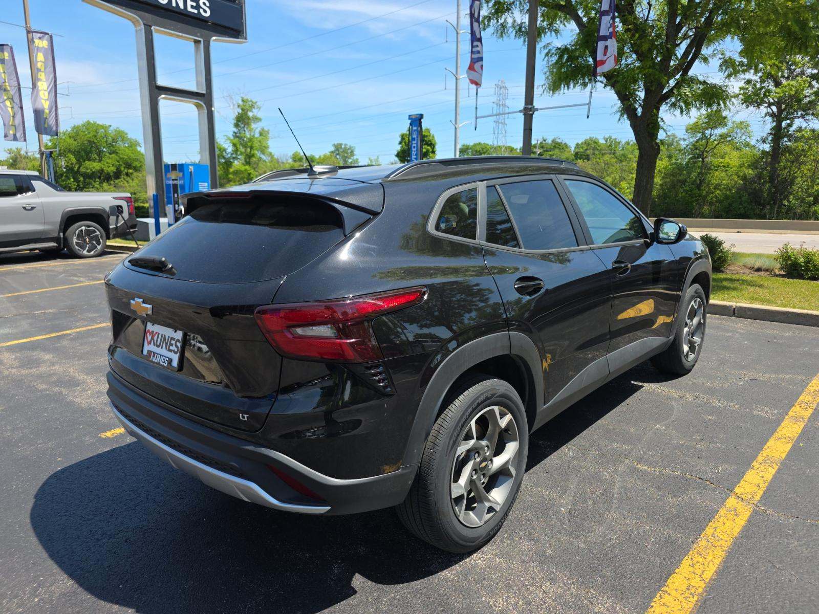 CHEVROLET TRAX - 3