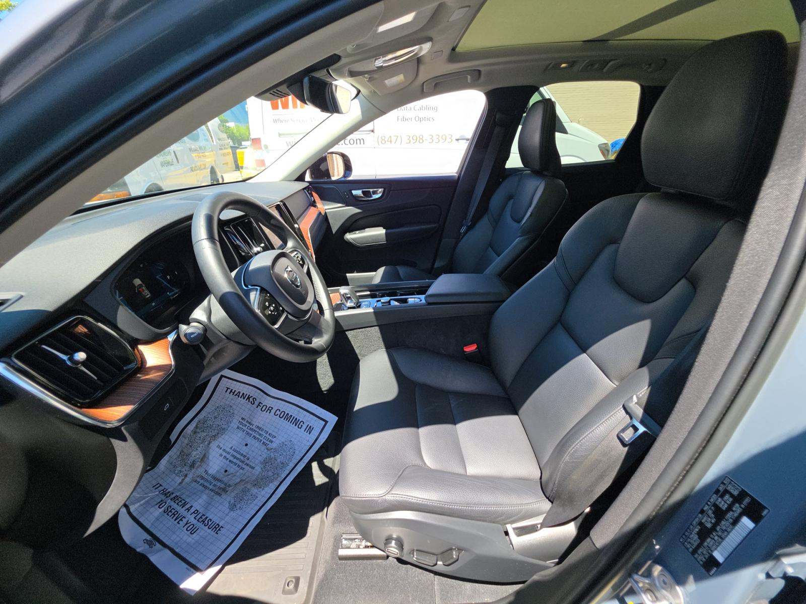 2023 Volvo XC60 B5 Plus AWD